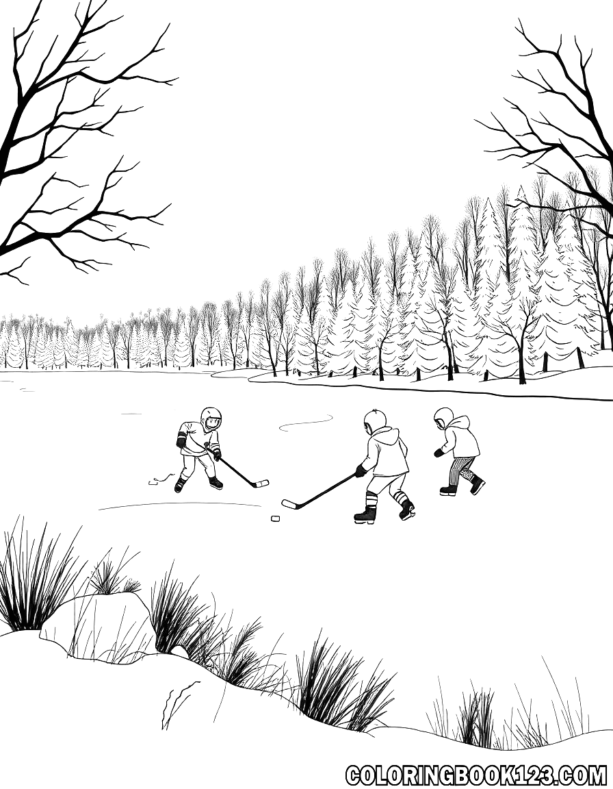 Kinder spielen Eis-Hockey auf einem See im Winter